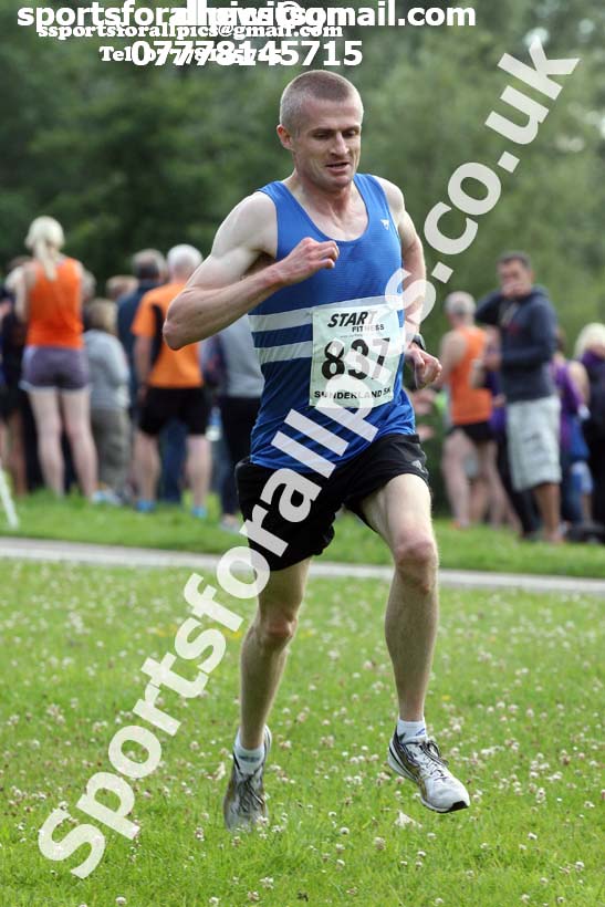 Mens Sunderland 5k Road Race (Northern and North Eastern Champs). Photo: David T. Hewitson/Sports for All Pics